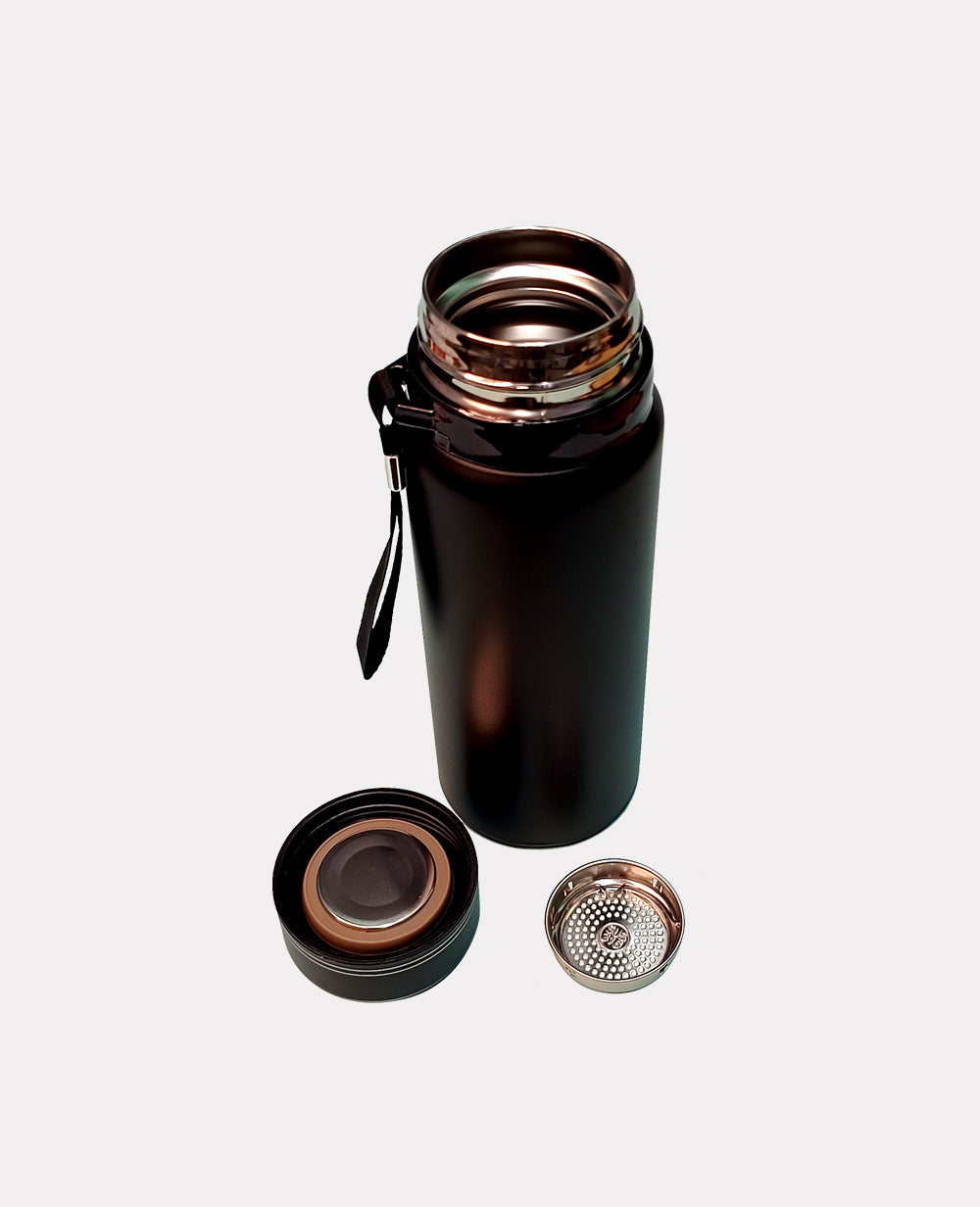 Flask BottleFlask Insulated Leak Proof Bottle 1000ML
Elevate everyday hydration with CeePoo’s premium insulated bottles—the sleek 1 L double-wall stainless steel flask locks in Water BottleFlask Bottle