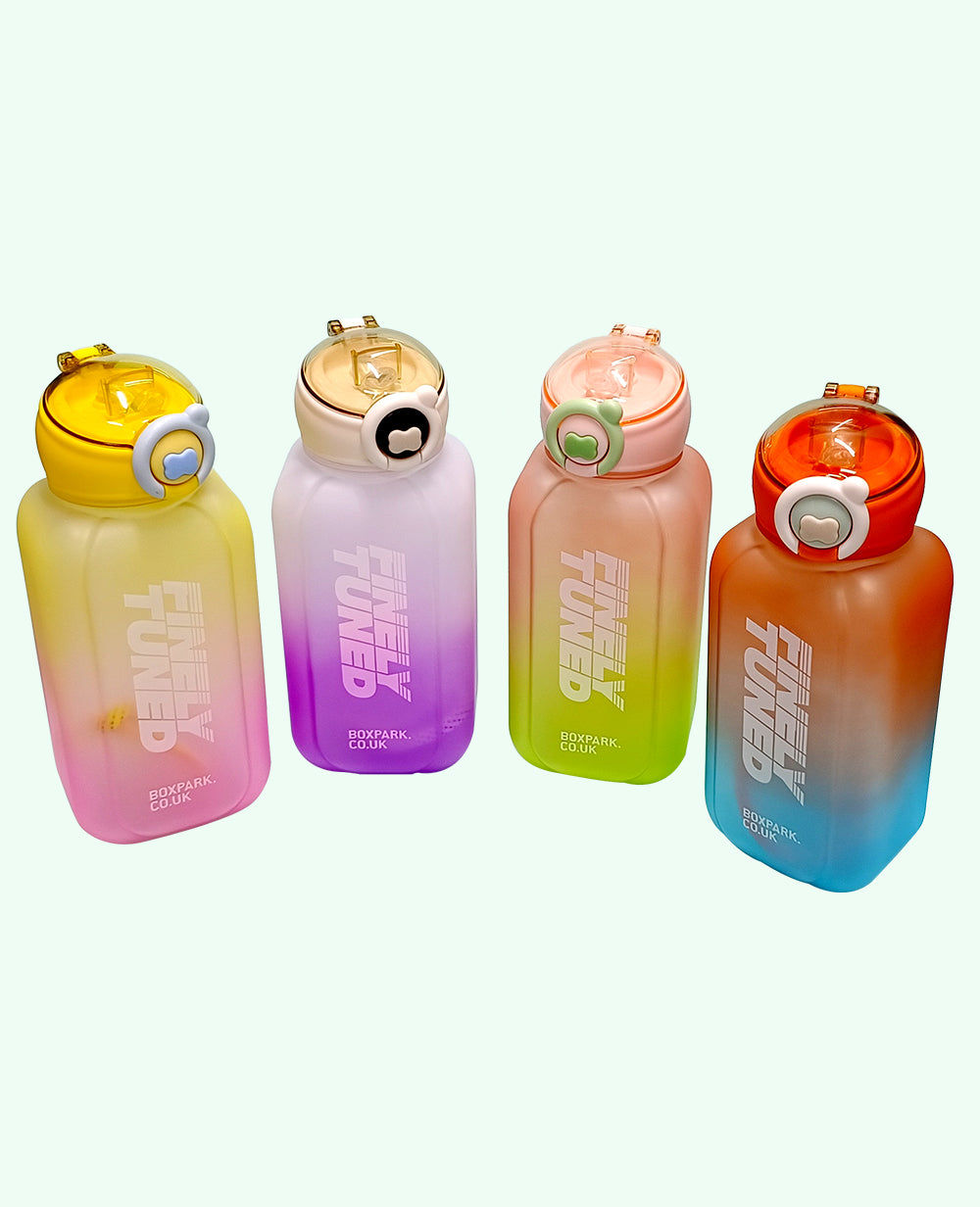 Plastic water bottle BPA-free + lightweight build

Plastic water bottle BPA-free + durable structure