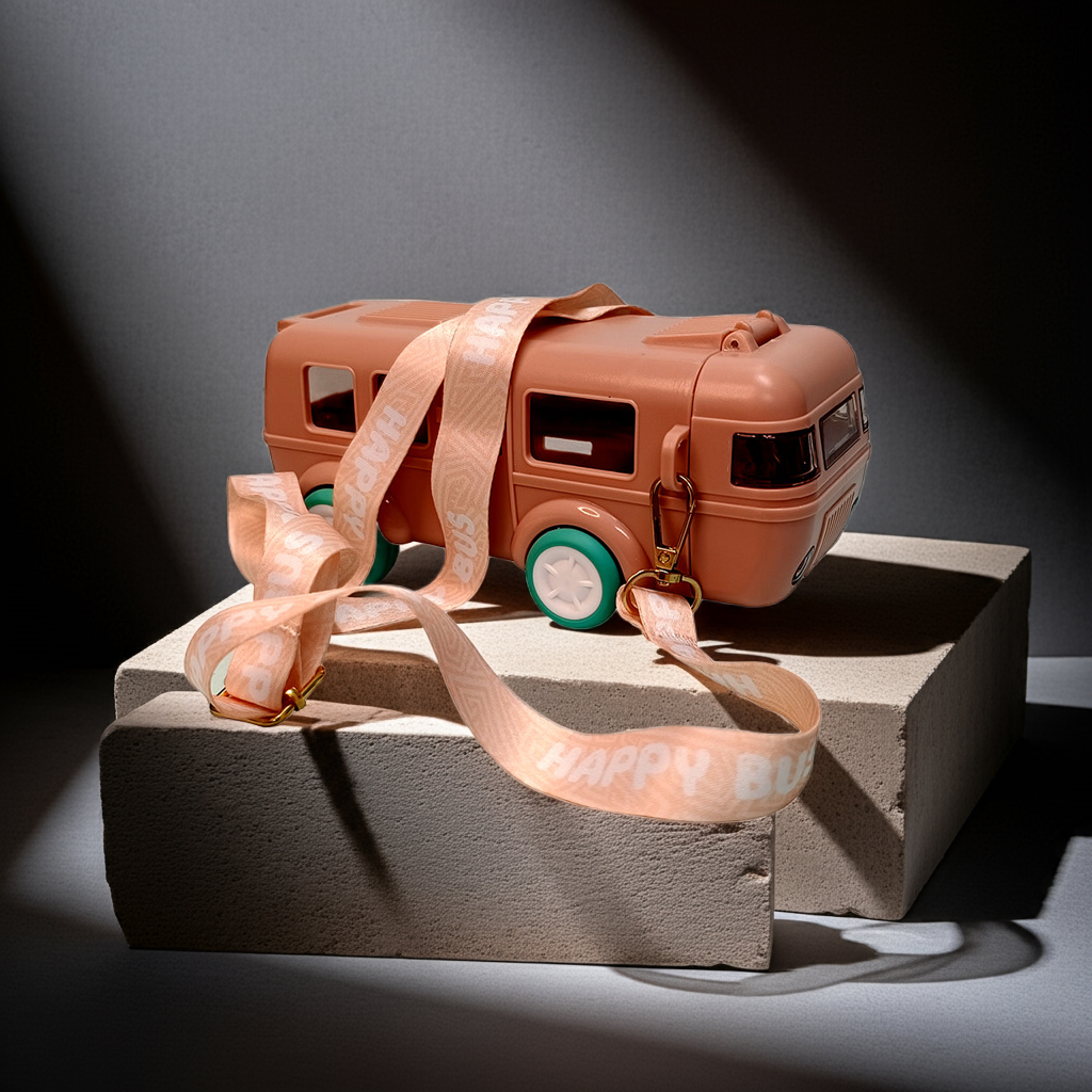 Kids water bottle + BPA-free plastic

Kids water bottle + cute cartoon style