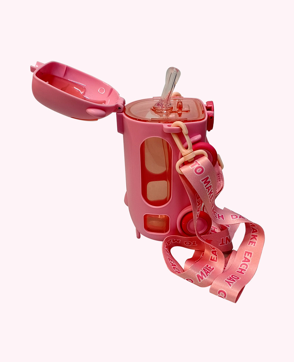 Premium quality water bottle + durable kids build

Premium quality water bottle + strong cartoon print