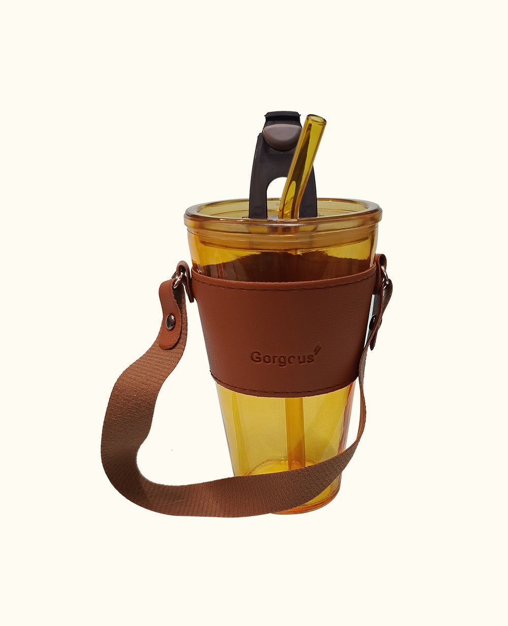 Clear glass mug + modern coffee presentation

Clear glass mug + elegant serving style