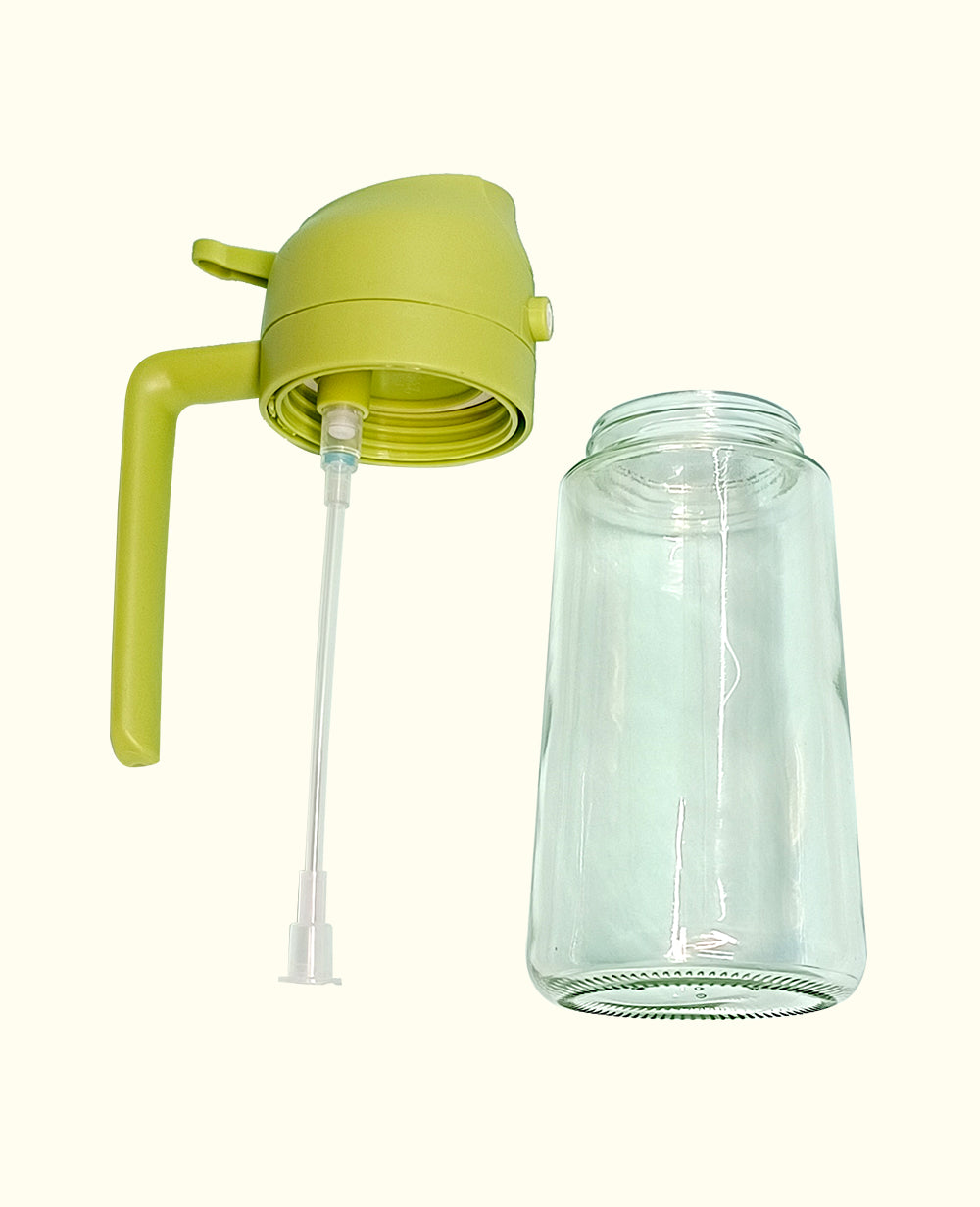 Oil Dispenser BottleOil Sprayer with Pourer Dispenser Bottle for Kitchen 470ml
Elevate your kitchen with CeePoo’s premium oil &amp; vinegar dispensers—sophisticated tools that blend styKitchenOil Dispenser Bottle