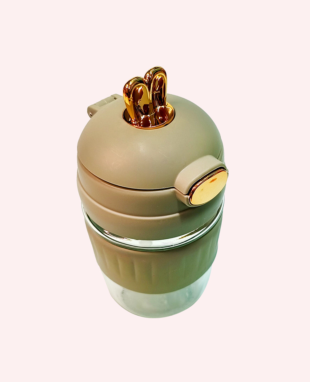 Rabbit Coffee MugRabbit Glass Coffee Mug Anti-Scalding with Straw 350ml
Brighten your sipping moments with CeePoo’s Rabbit‑Style Glass Mugs &amp; Creative Insulated Bottles—fun, funcMugRabbit Coffee Mug