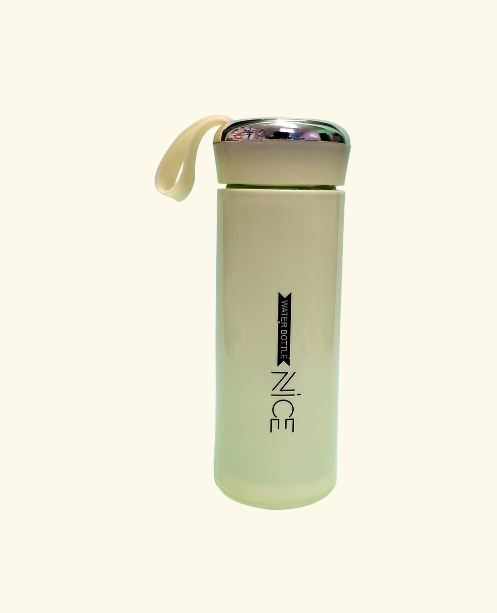 Nice Water BottleNice Vacuum Flask Stainless Steel Water Bottle 400ml
Quench thirst in style with CeePoo’s Nice insulated and glass bottle range, crafted for everyday champions. Our Water BottleNice Water Bottle
